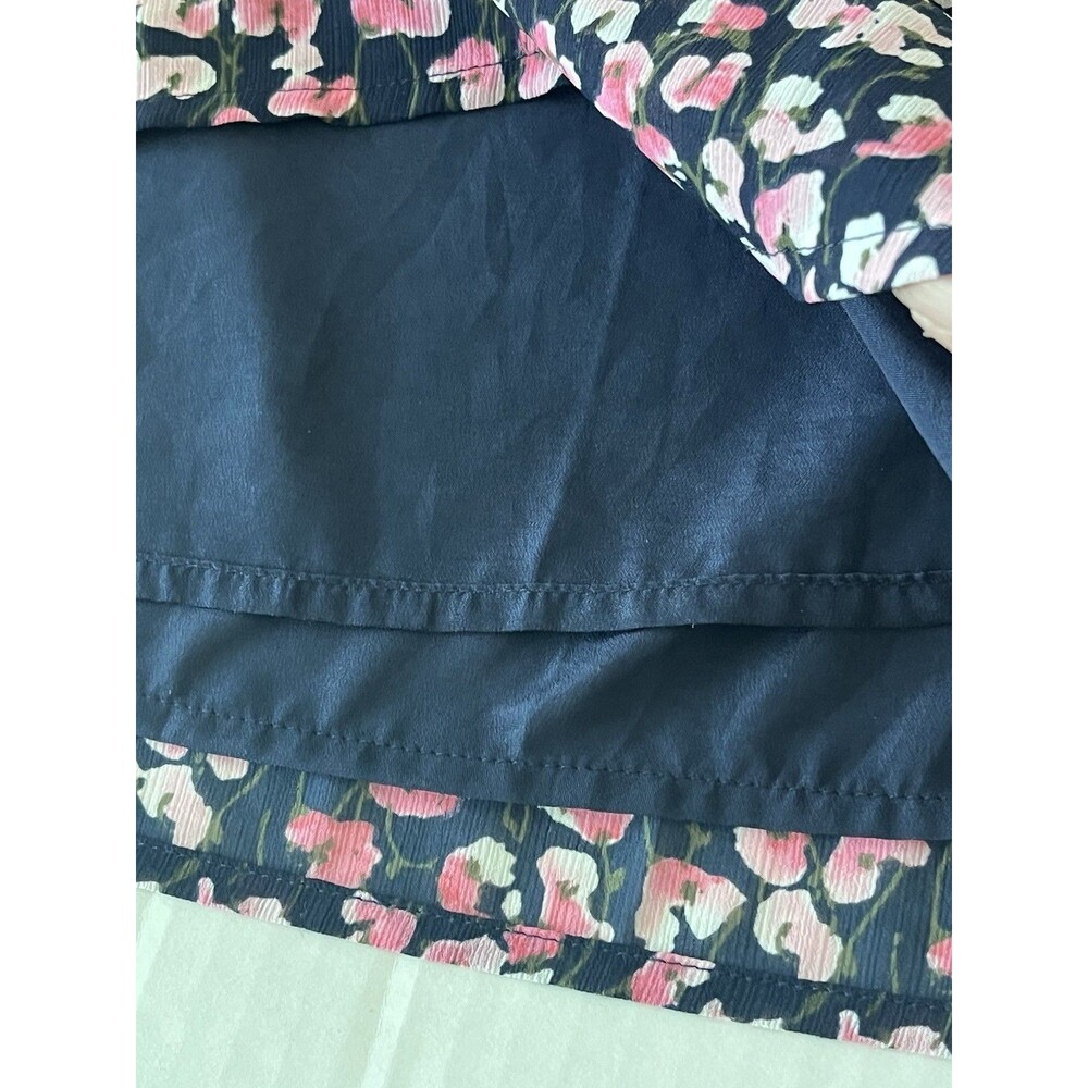 J.Crew Women's Preppy Ruffleneck Button Up Blouse Navy Multi Floral Medium - Picture 6 of 10